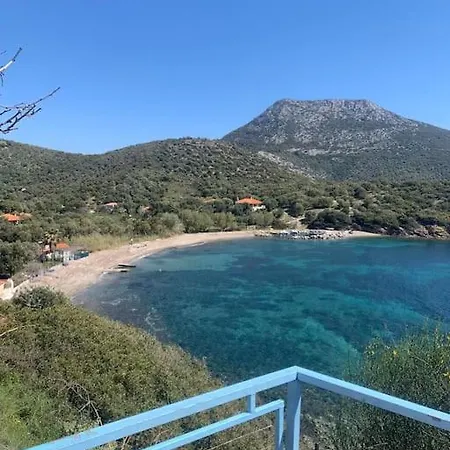 Ligonari Sea View Apartment Tarti Exterior photo