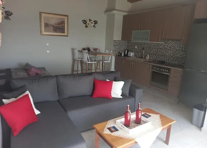 Ligonari Sea View Apartment